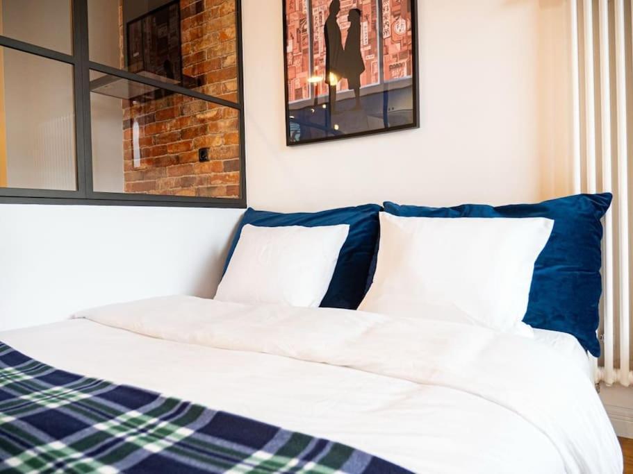 Chic Apartment In Historic Koneser Area Varşovia Exterior foto
